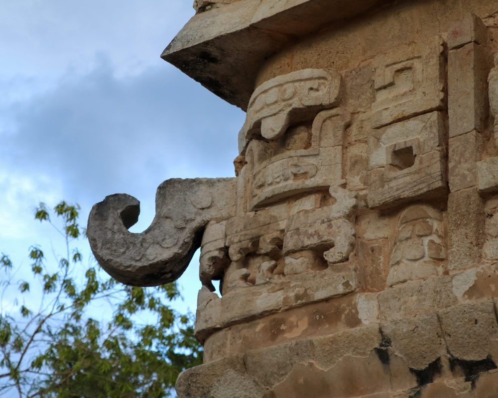 Mascarón Maya