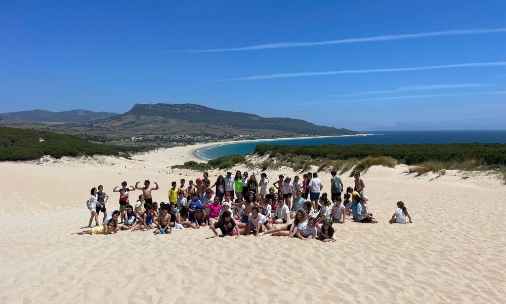 Grupo privado de escolares en la duna de Bolonia