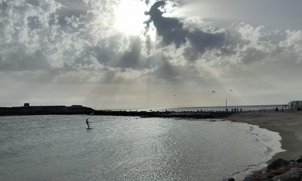 Vistas desde el dique del puerto